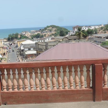 Is Guest House Cape Coast Bagian luar foto