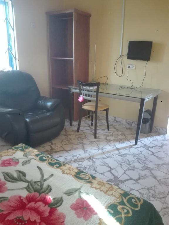 Is Guest House Cape Coast Bagian luar foto