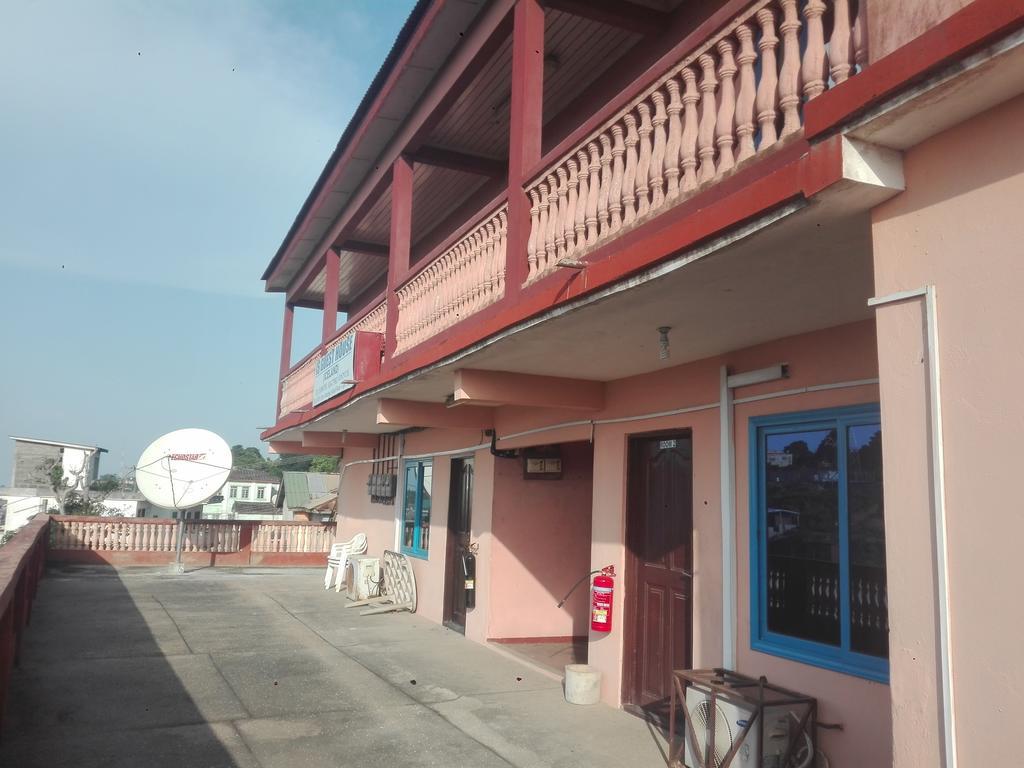 Is Guest House Cape Coast Bagian luar foto