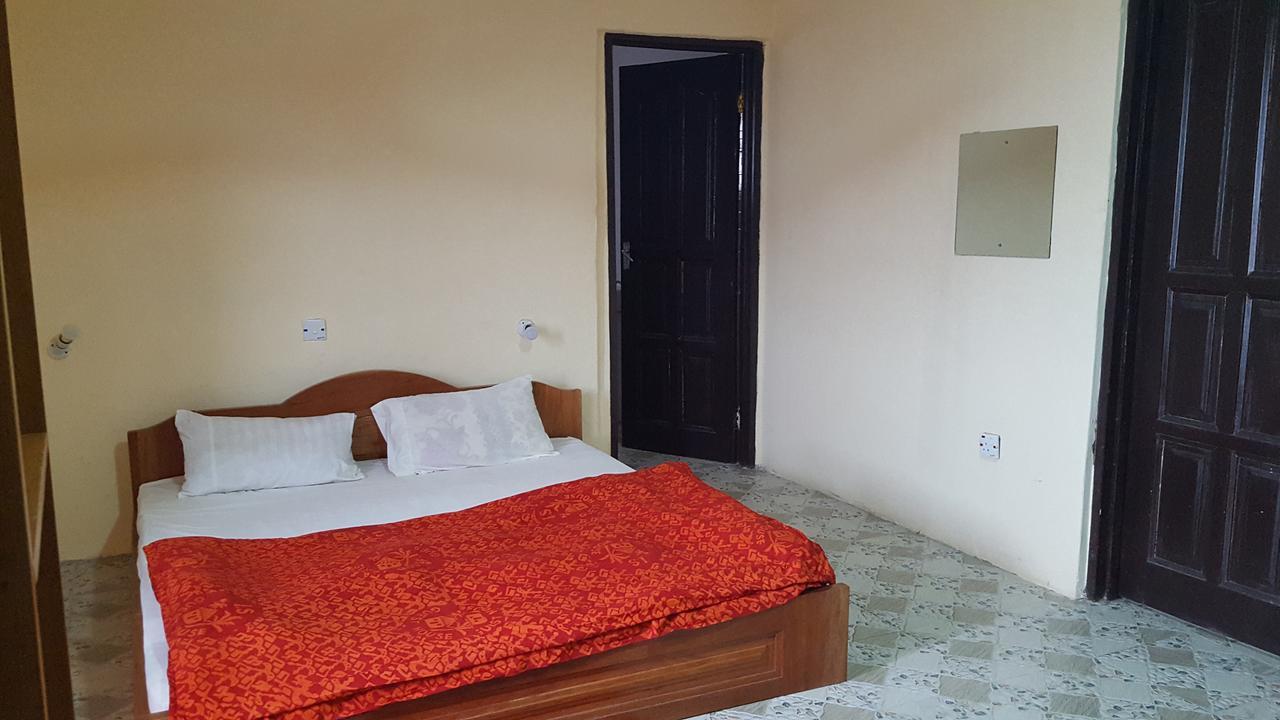 Is Guest House Cape Coast Bagian luar foto